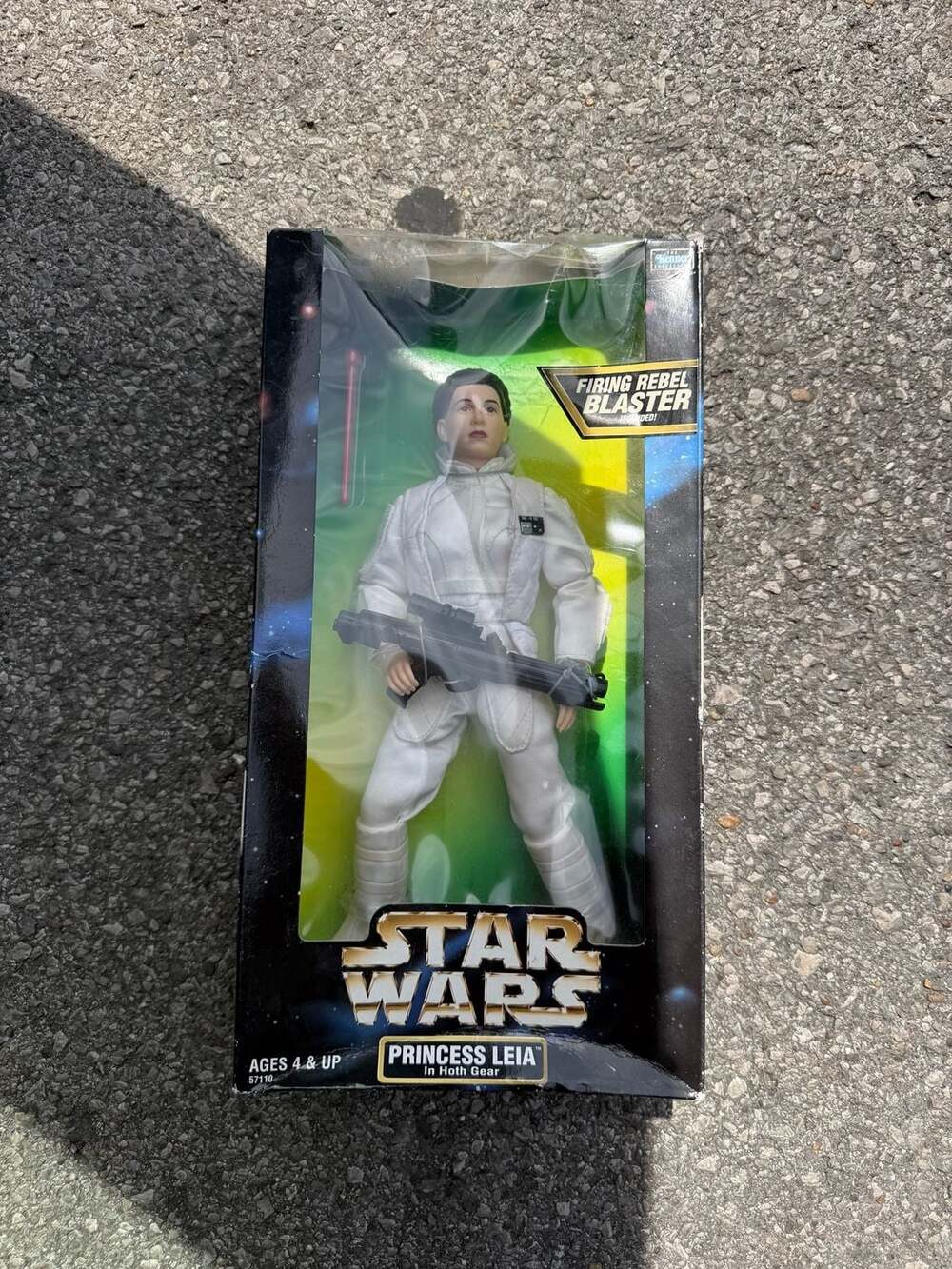 1998 Kenner Star Wars 12 Inch Princess Leia In Hoth Gear Action Figure